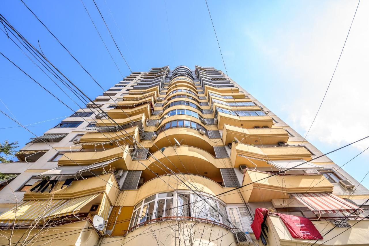 Miku Apartment-City Walk 1Bd Stylish Apartment Тирана Экстерьер фото